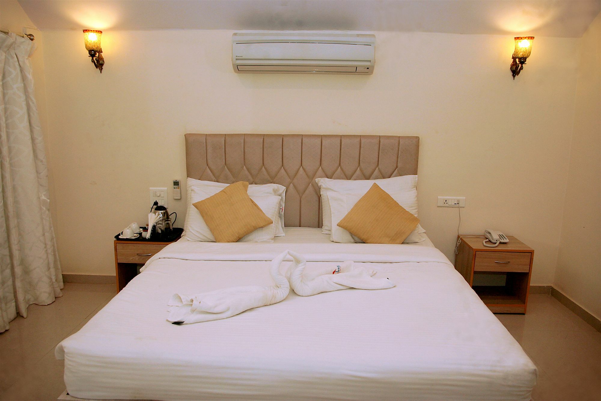 Morjim Holiday Beach Resort Exterior photo